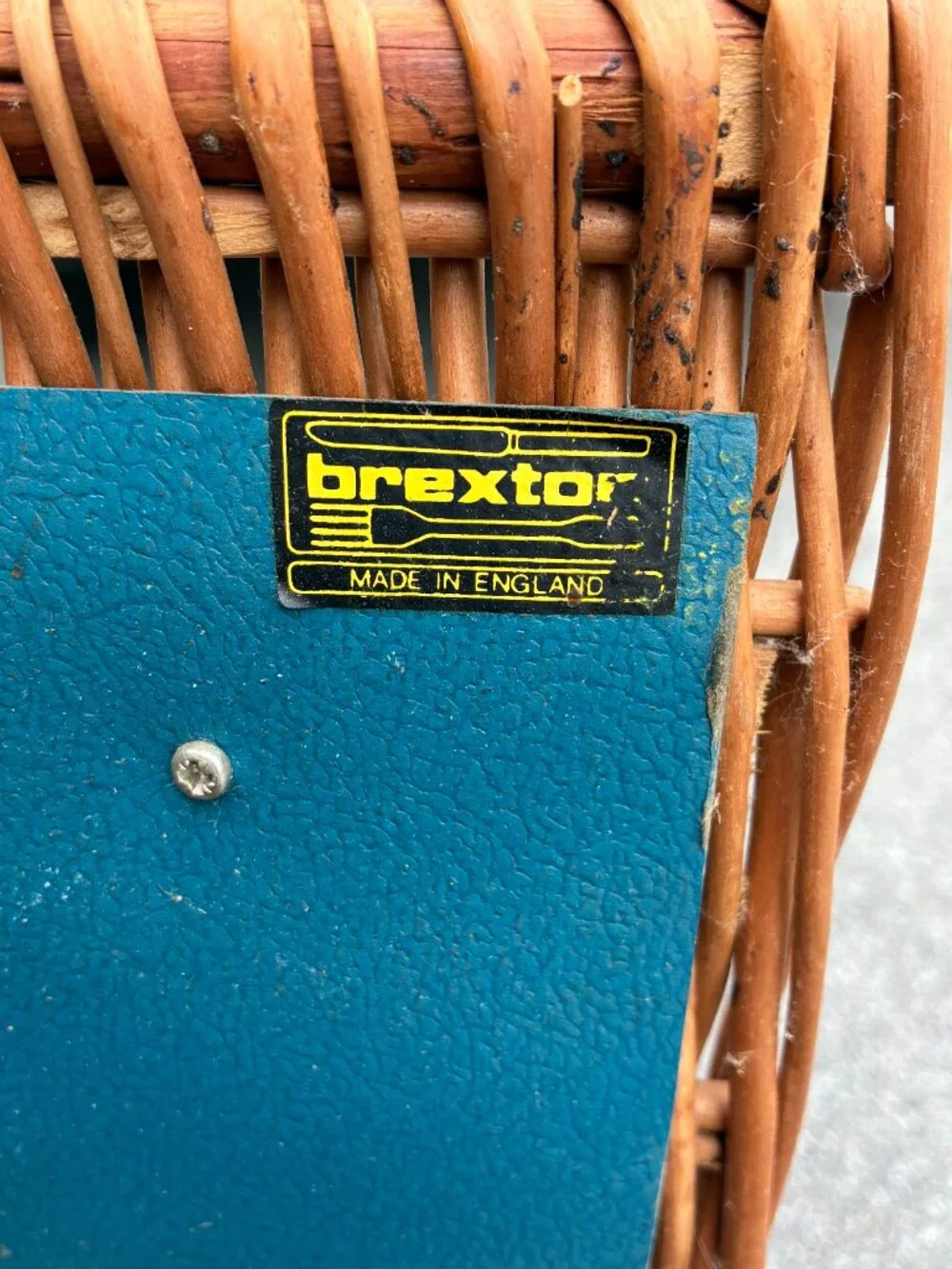 Wicker Picnic Basket Brextor Vintage 1970's